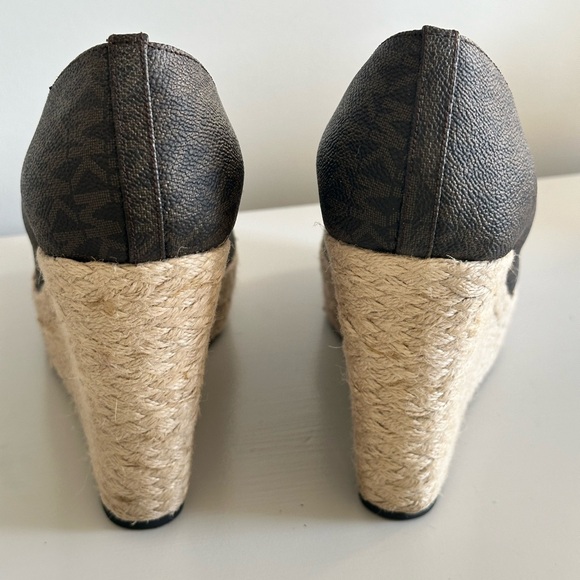 Michael Kors Wedge Heel Brown - Picture 5 of 7